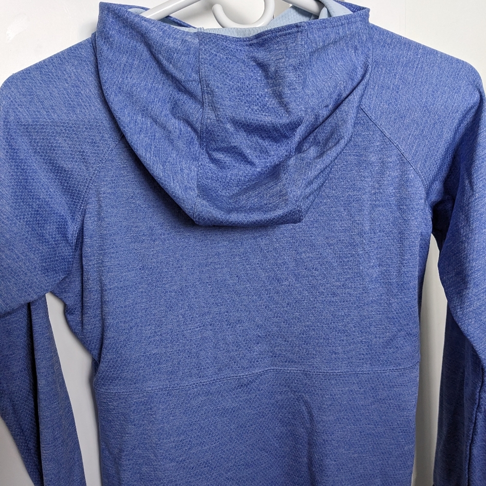 Marmot dryfit shirt (EUC) - Picture 5 of 6